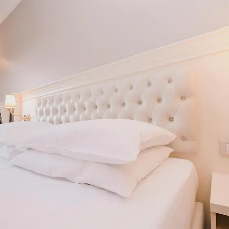 Lot Boutique By Hotels&preference 5* Tirana