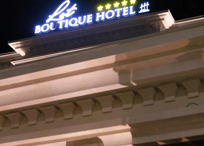 Lot Boutique By And Preference Hotell Tirana