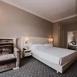 Lot Boutique By And Preference Hotel 5*