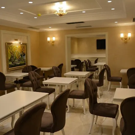 Lot Boutique By And Preference 5*